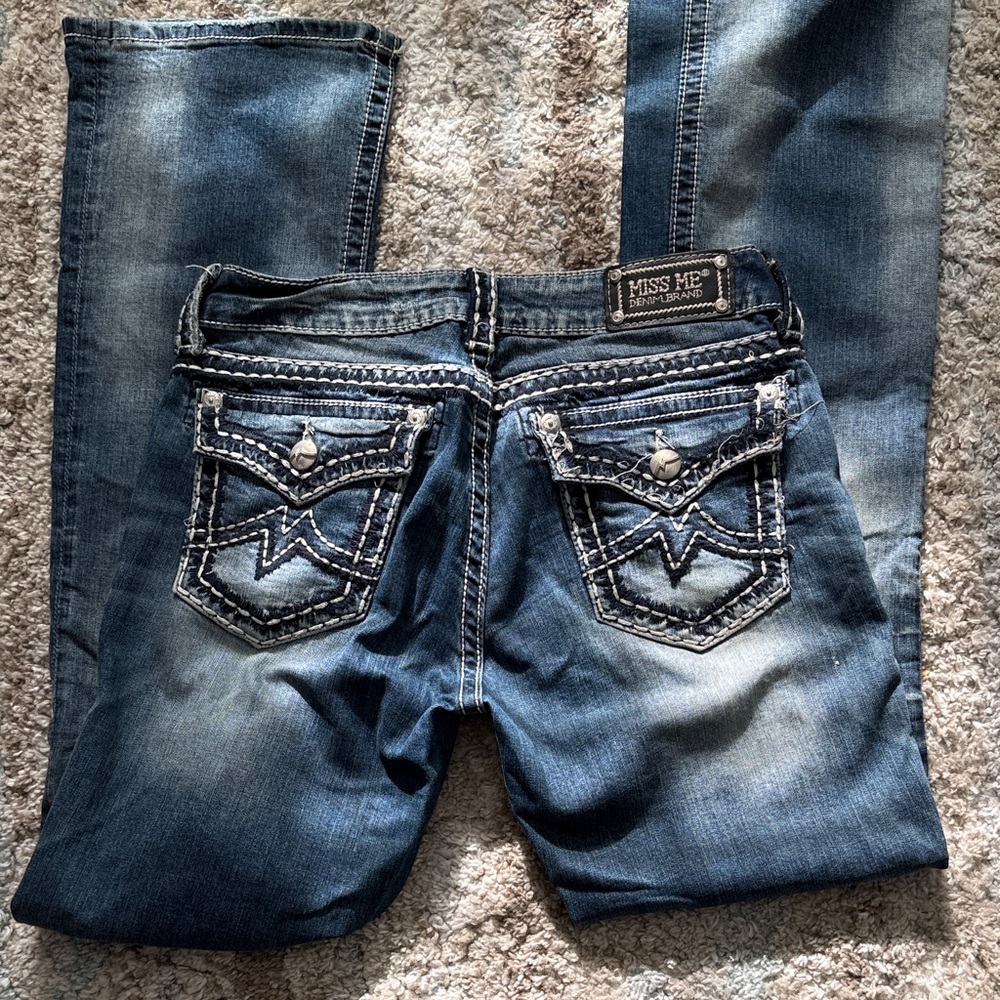 Miss Me Dark Blue 30x33 jeans with Rhinestone Accents